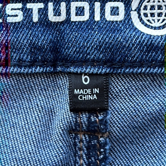 Maxstudio Indigo High Rise Skinny Jeans - Picture 3 of 6